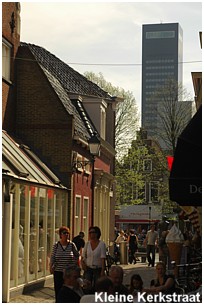 Kleine Kerkstraat - kleine Läden mit überraschenden Angeboten.